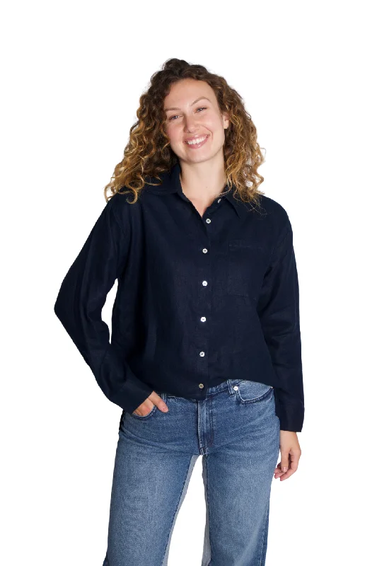 Sophisticated Casual The Linen Relaxed Shirt in Navy