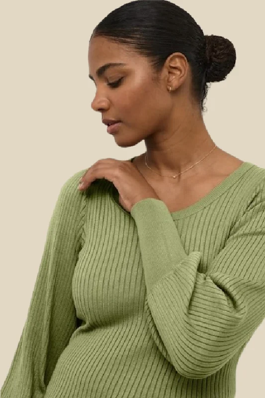 Relaxed Modern Dora Knit Pullover