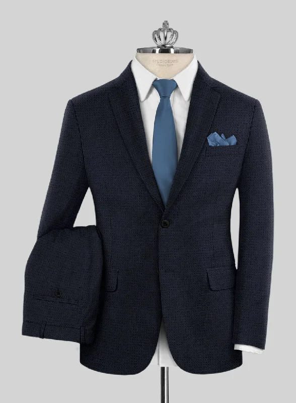 Statement Outfit Bristol Ippoli Blue Suit