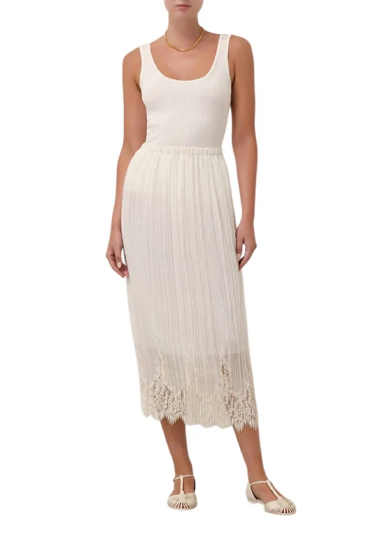 Pleated Skirt In Cream