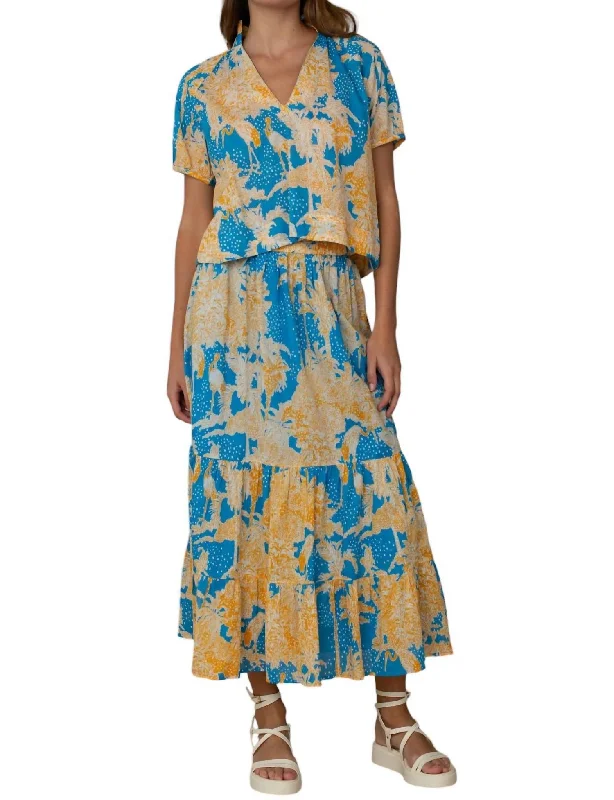 Surrey Midi Skirt In Tropical Toile