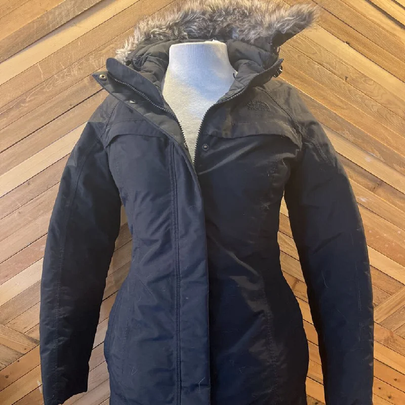 The North Face - women's parka - MSRP comparable $440 : black-women-XS