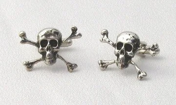 Relaxed Suiting Skull Cufflinks